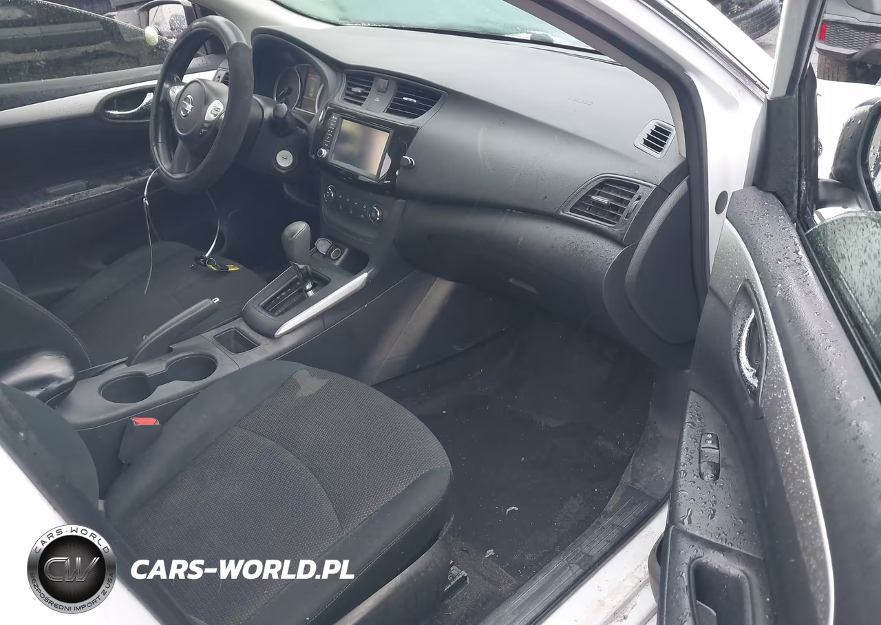 2019 Nissan Sentra S VIN:3N1AB7AP2KY424116 - 5