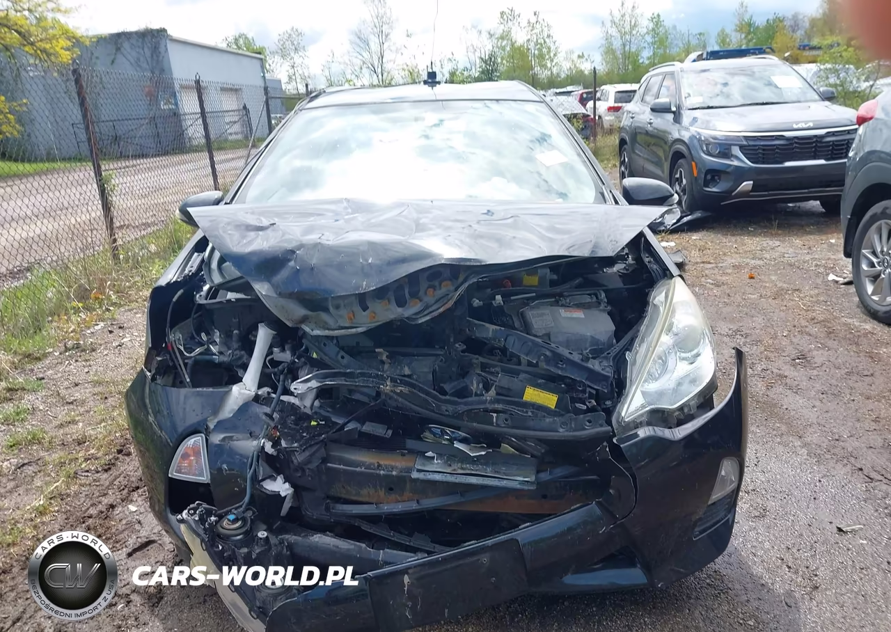 2014 Toyota Prius C Two VIN:JTDKDTB33E1565091 - 12