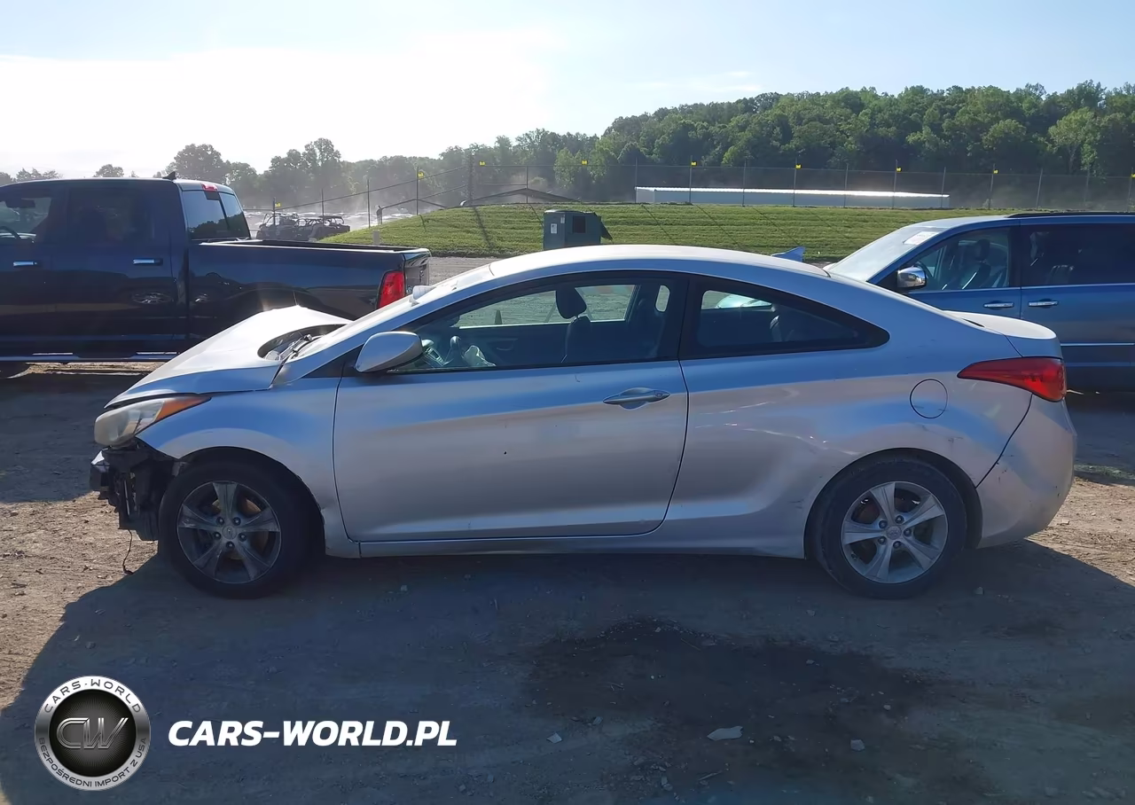 2013 Hyundai Elantra Gs VIN:KMHDH6AE6DU000540 - 15
