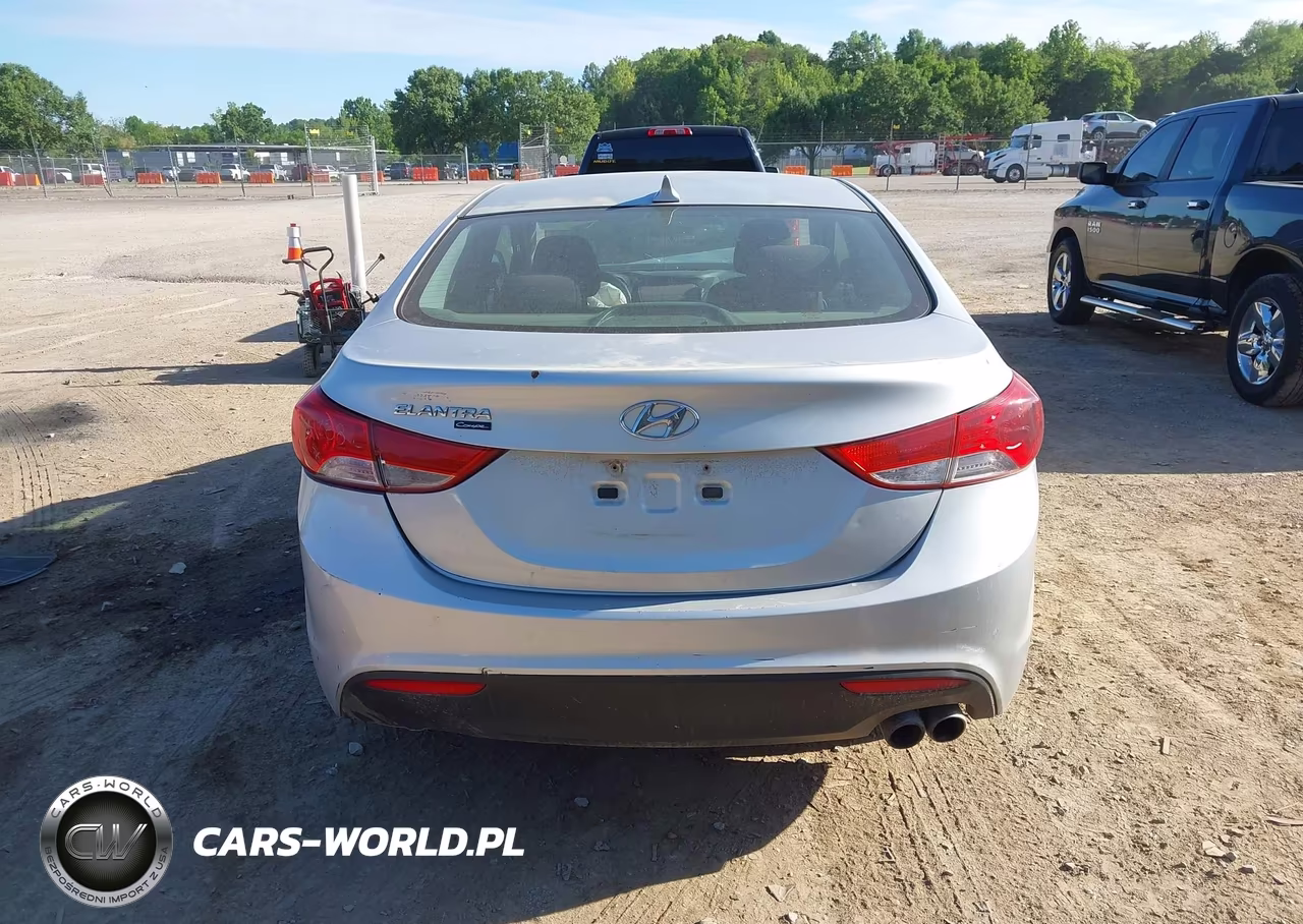 2013 Hyundai Elantra Gs VIN:KMHDH6AE6DU000540 - 17