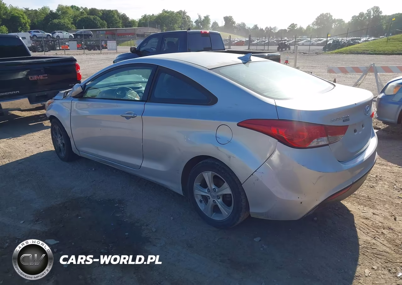 2013 Hyundai Elantra Gs VIN:KMHDH6AE6DU000540 - 3