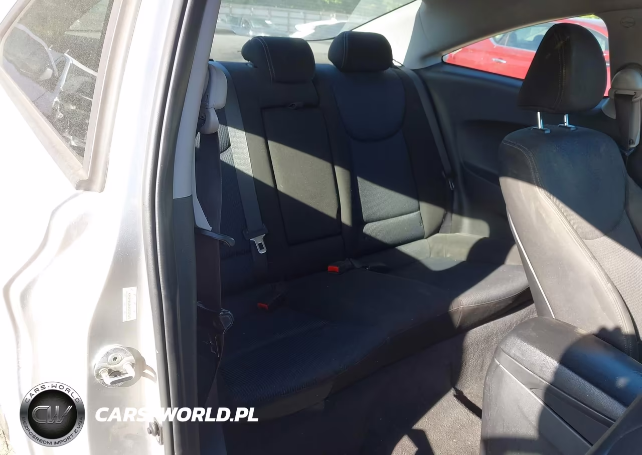 2013 Hyundai Elantra Gs VIN:KMHDH6AE6DU000540 - 8