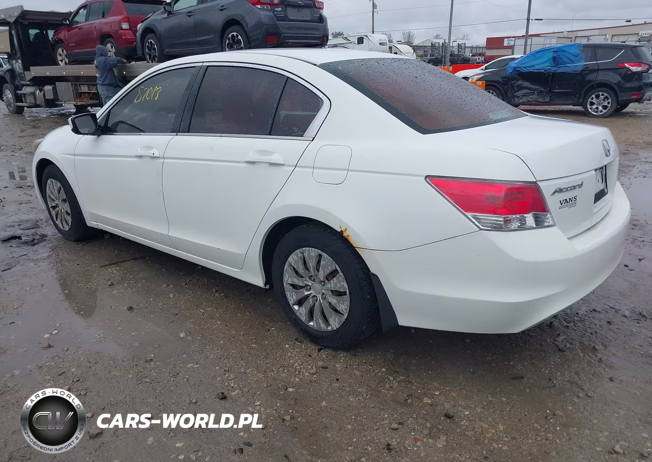 2010 Honda Accord 2.4 Lx VIN:1HGCP2F37AA105850 - 3