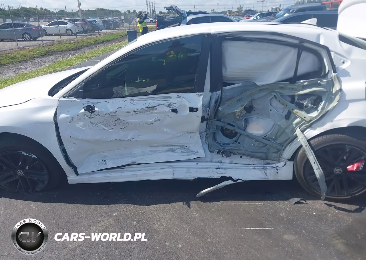 2026 Toyota Camry Se VIN:4T1DAACK0TU653406 - 6