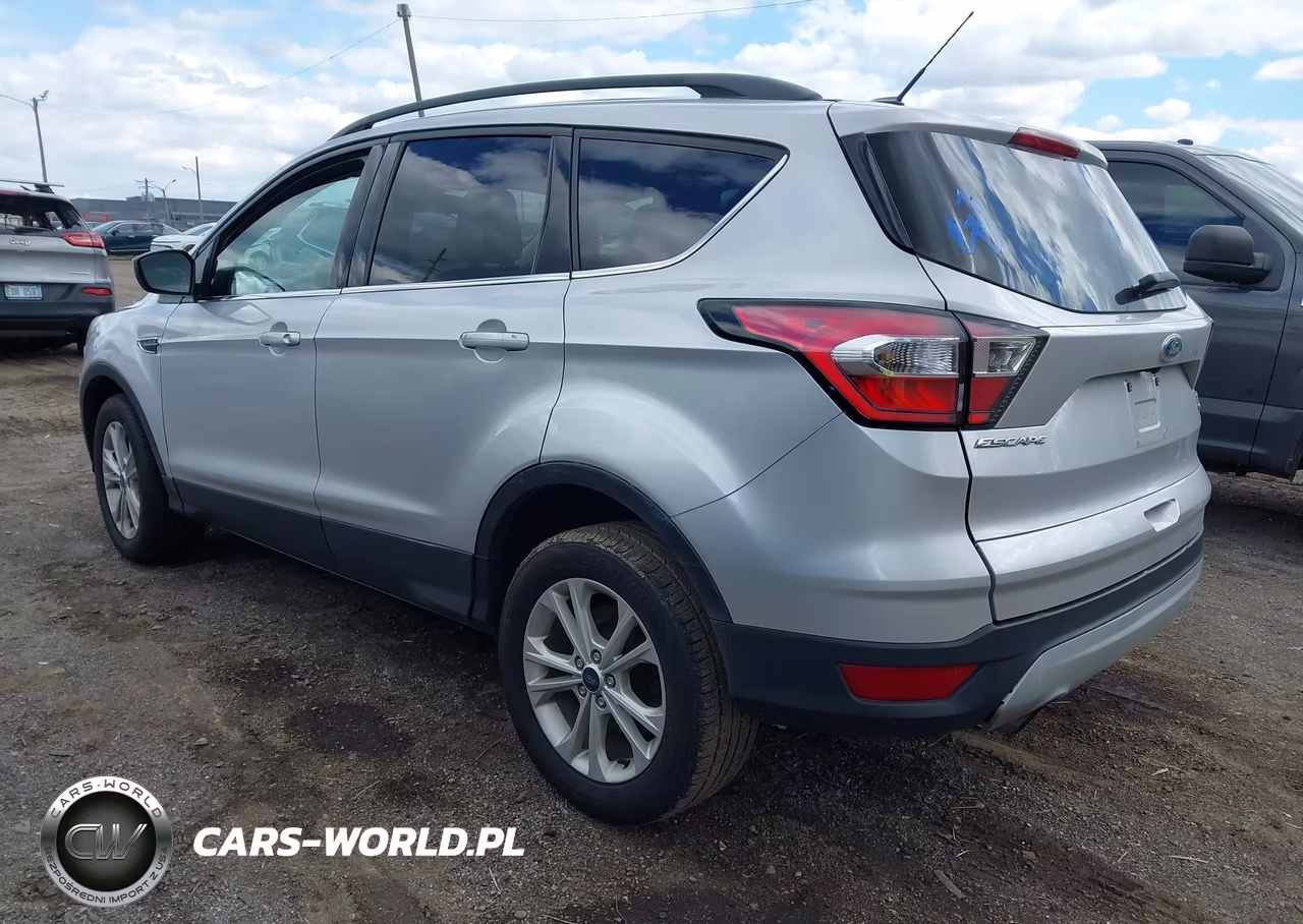 2018 Ford Escape Se VIN:1FMCU9GD3JUC95535 - 3