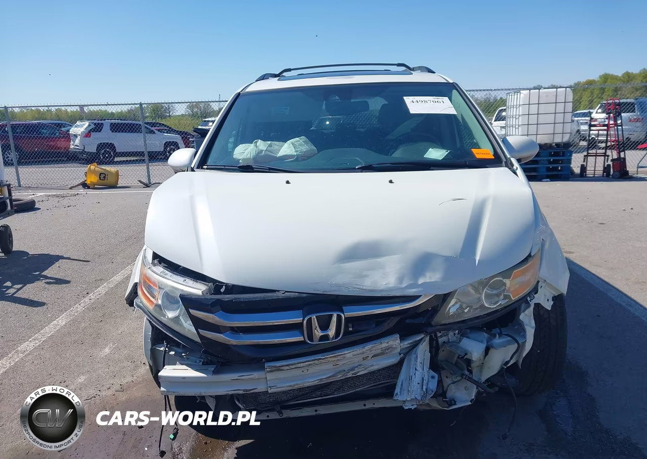 2015 Honda Odyssey Touring-Touring Elite VIN:5FNRL5H94FB035813 - 12