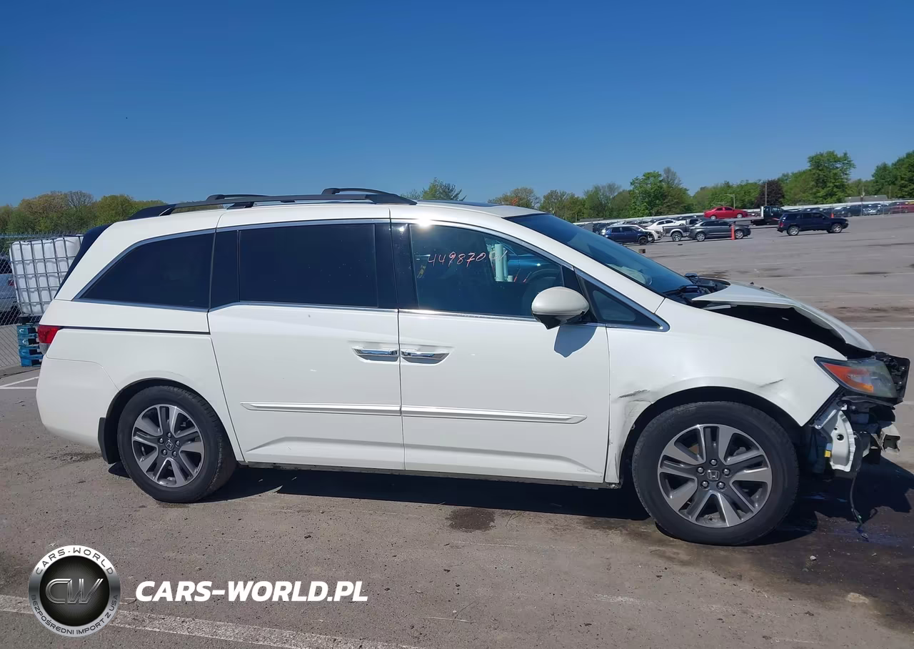 2015 Honda Odyssey Touring-Touring Elite VIN:5FNRL5H94FB035813 - 13