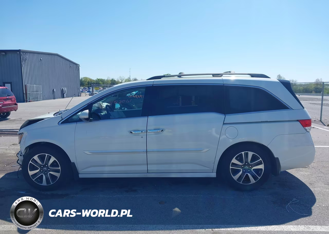 2015 Honda Odyssey Touring-Touring Elite VIN:5FNRL5H94FB035813 - 14