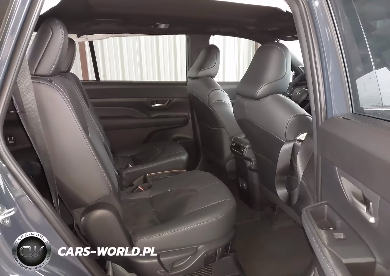 2026 Toyota Grand Highlander Hybrid Max Platinum VIN:5TDADAB50TS027367 - 8