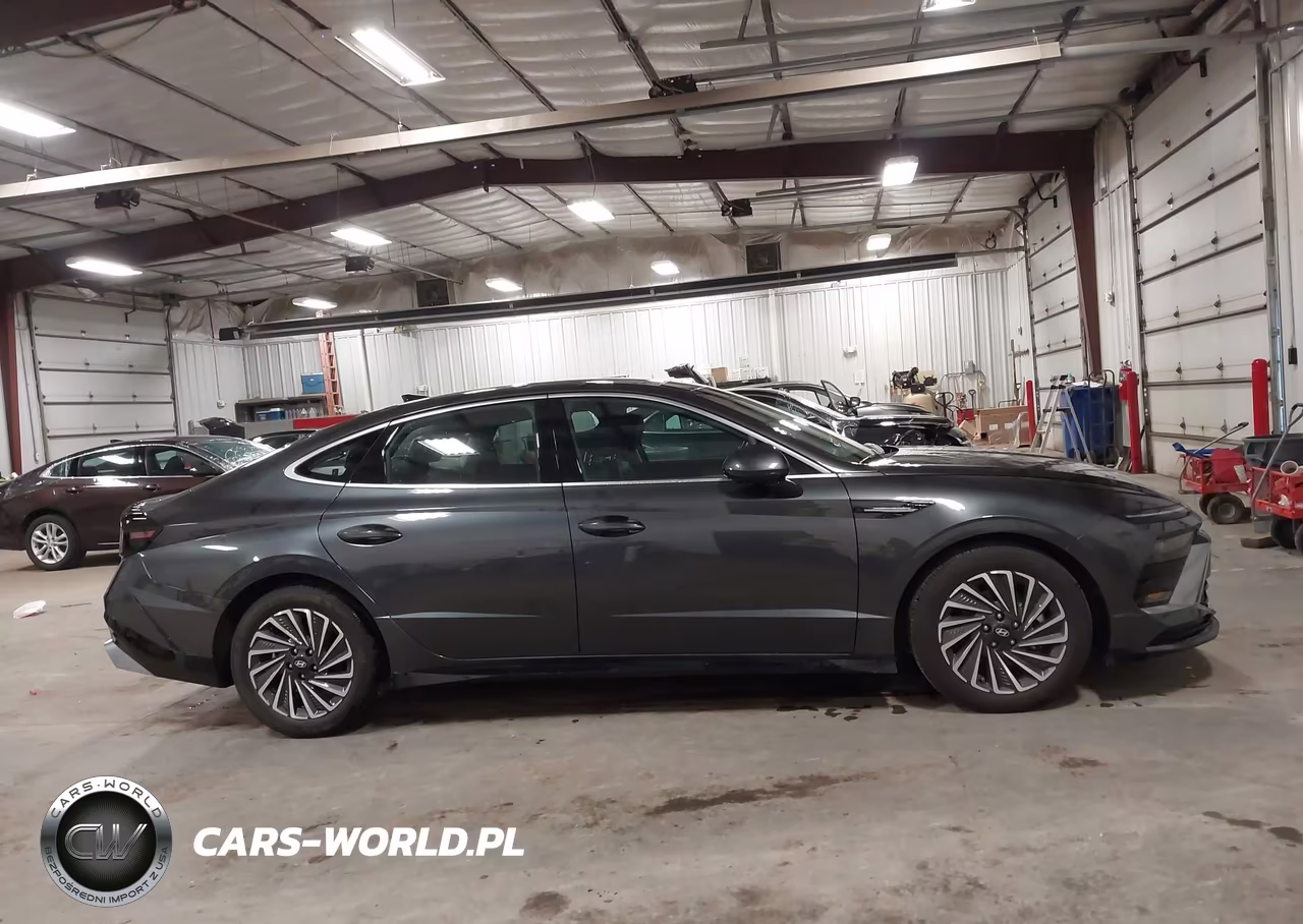 2024 Hyundai Sonata Hybrid Limited VIN:KMHL54JJ5RA101115 - 13