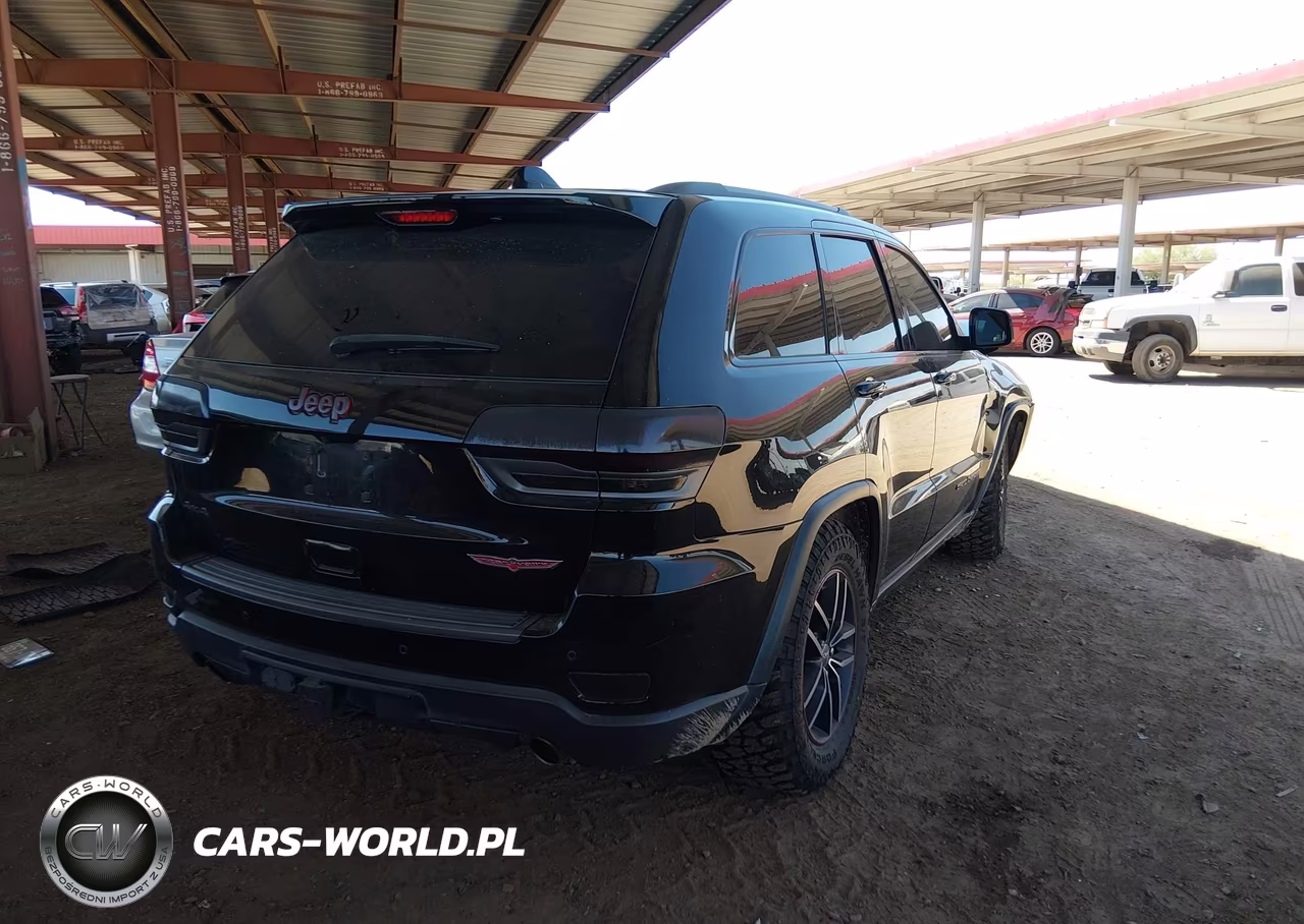 2017 Jeep Grand Cherokee Trailhawk 4X4 VIN:1C4RJFLG4HC874989 - 4