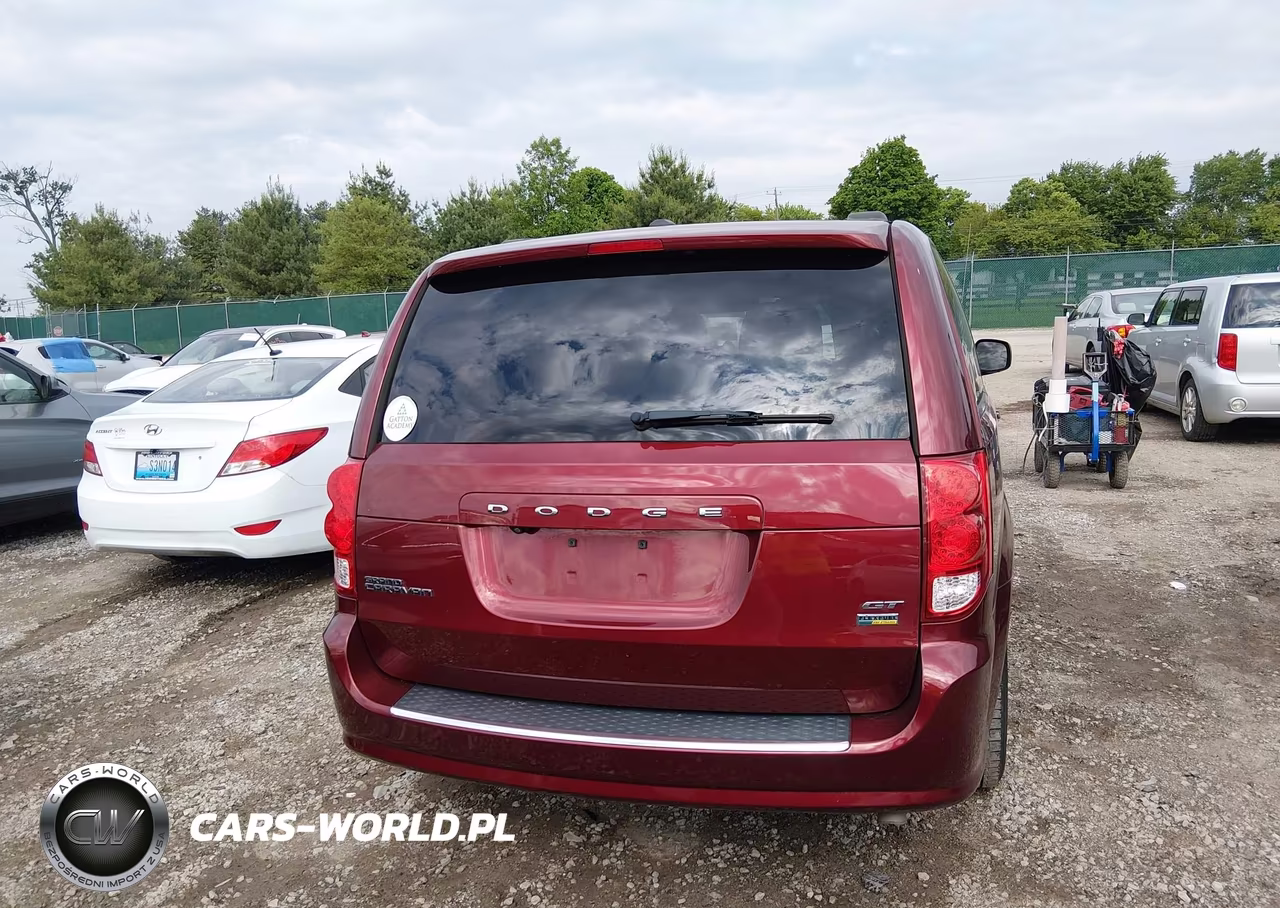 2019 Dodge Grand Caravan Gt VIN:2C4RDGEG0KR679741 - 17