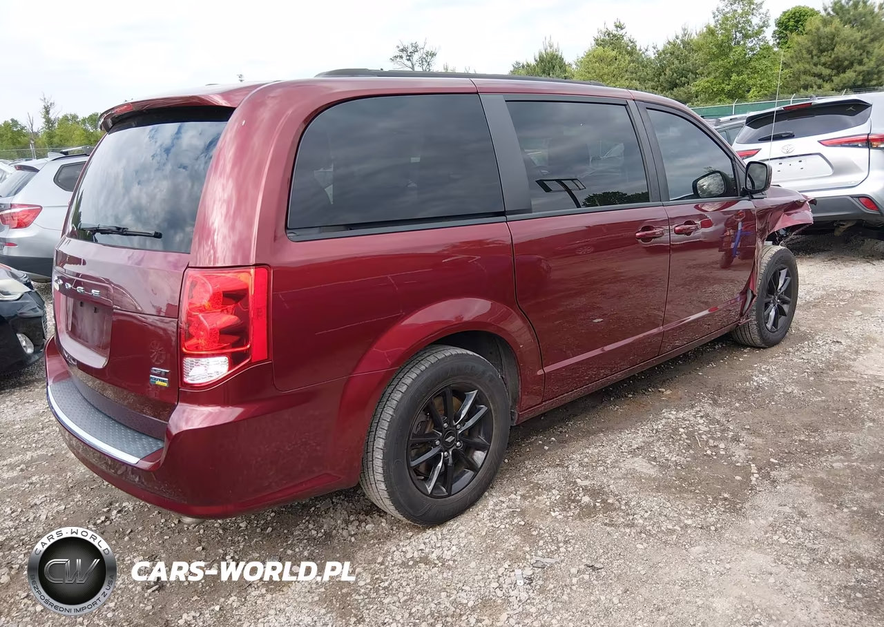 2019 Dodge Grand Caravan Gt VIN:2C4RDGEG0KR679741 - 4