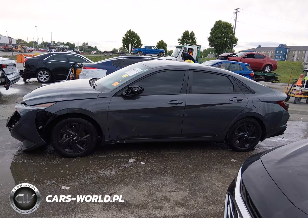 2023 Hyundai Elantra Sel VIN:KMHLM4AG6PU564562 - 15