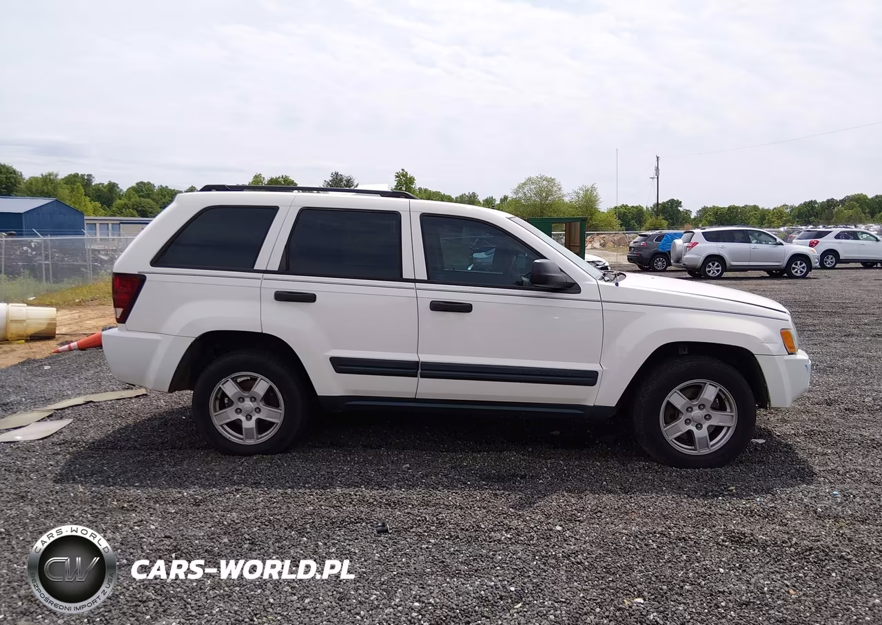 2005 Jeep Grand Cherokee Laredo VIN:1J4GR48K95C632139 - 13