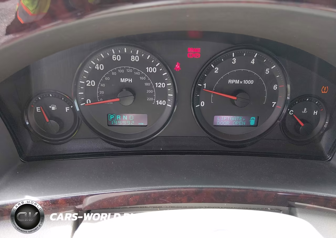 2005 Jeep Grand Cherokee Laredo VIN:1J4GR48K95C632139 - 7