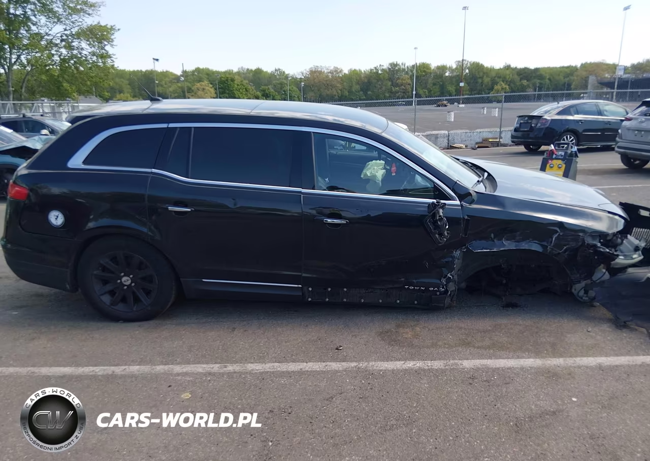 2013 Lincoln Mkt Livery VIN:2LMHJ5NK1DBL56856 - 13