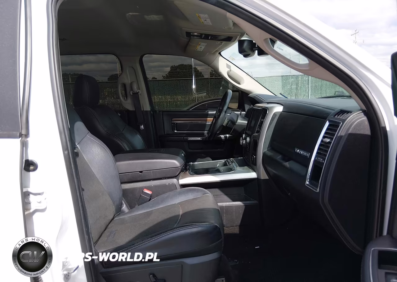 2017 Ram 1500 Laramie 4X4 5'7 Box VIN:1C6RR7NT7HS613281 - 5