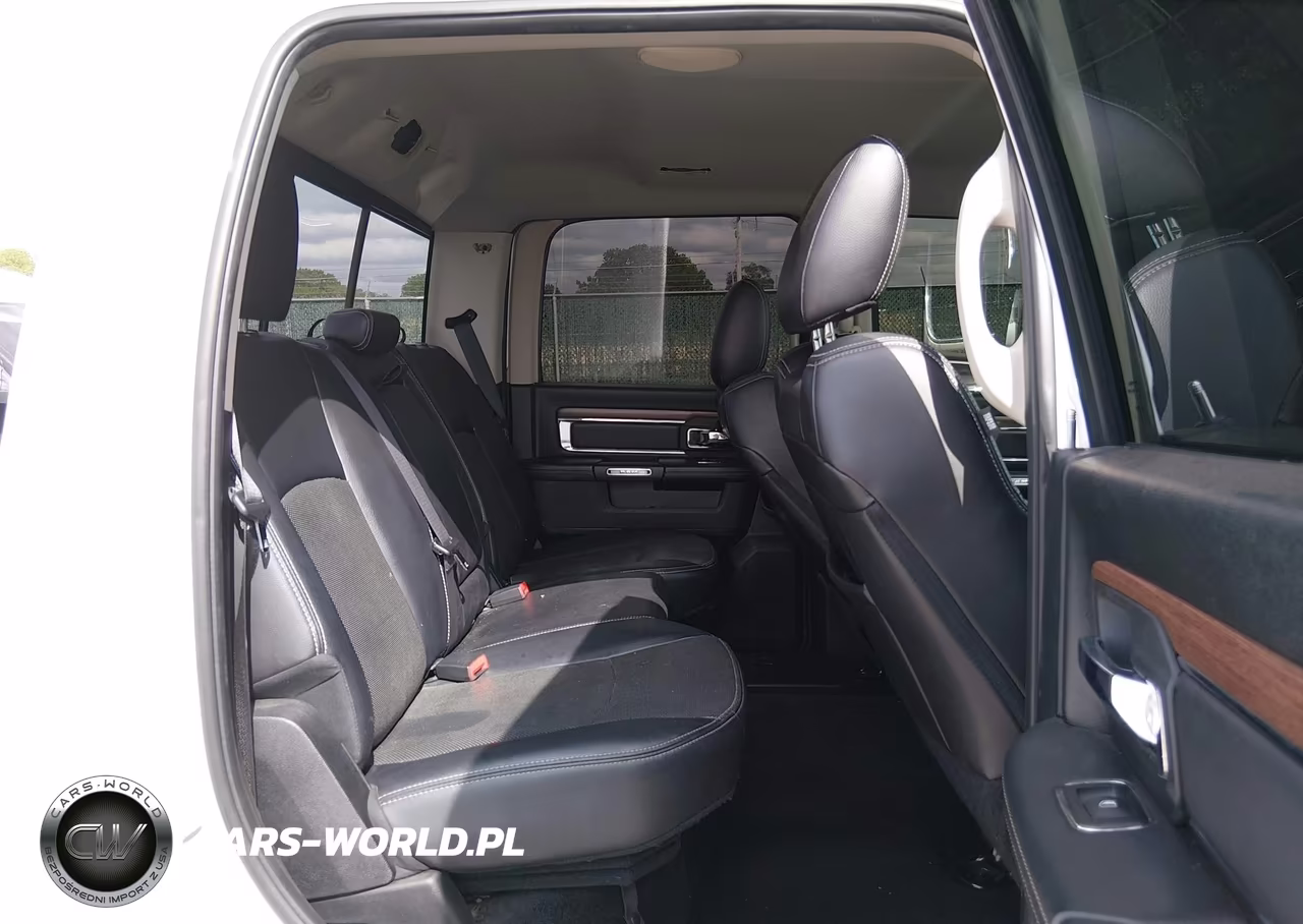 2017 Ram 1500 Laramie 4X4 5'7 Box VIN:1C6RR7NT7HS613281 - 8