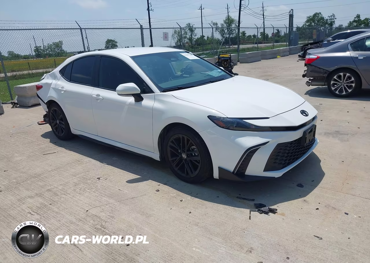 2025 Toyota Camry Se – zdjęcie 1 z 16