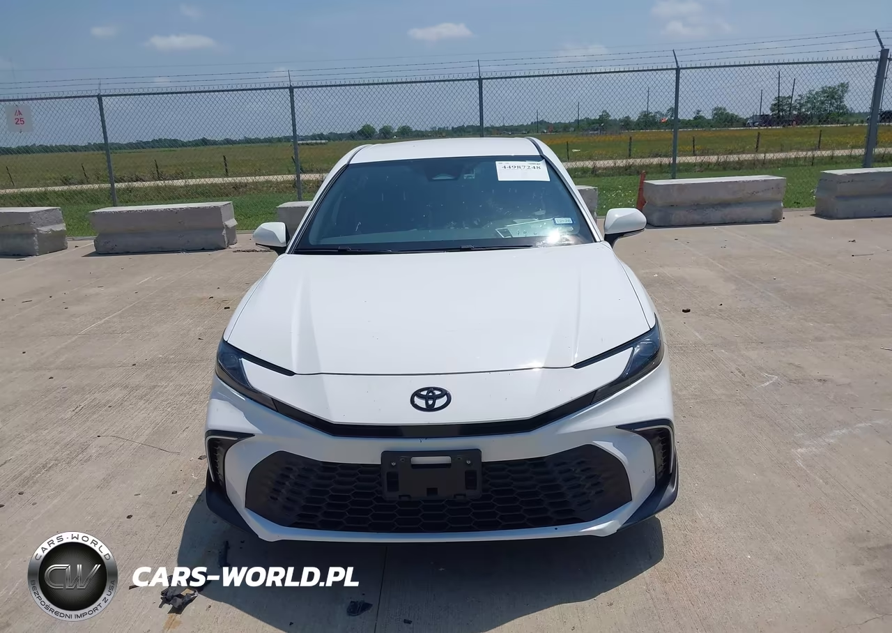 2025 Toyota Camry Se VIN:4T1DAACK1SU087464 - 12