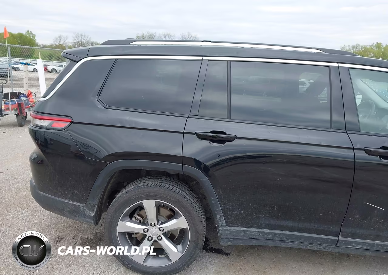 2021 Jeep Grand Cherokee L Limited 4X4 VIN:1C4RJKBGXM8128196 - 20