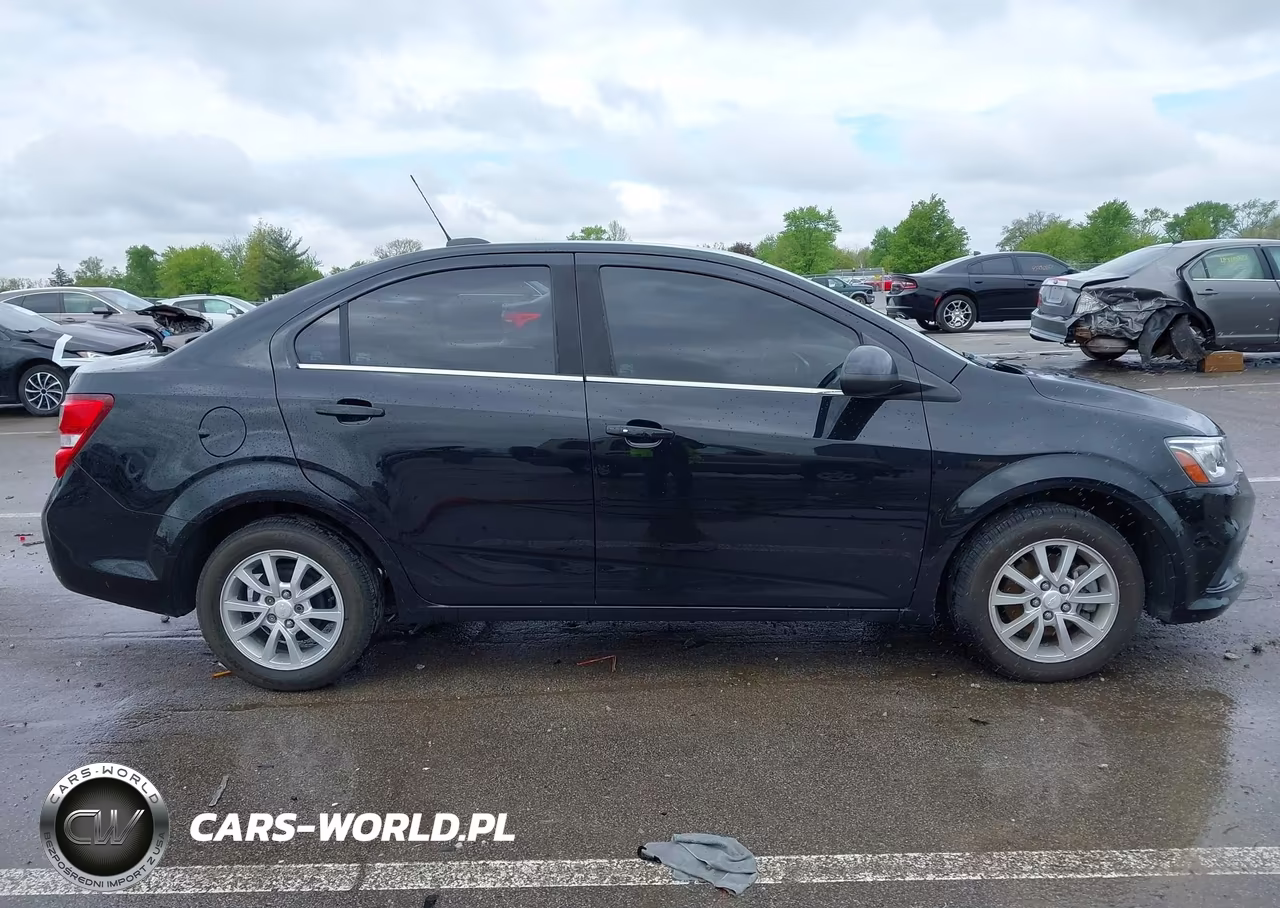 2020 Chevrolet Sonic Fwd Lt VIN:1G1JD5SB9L4110135 - 13