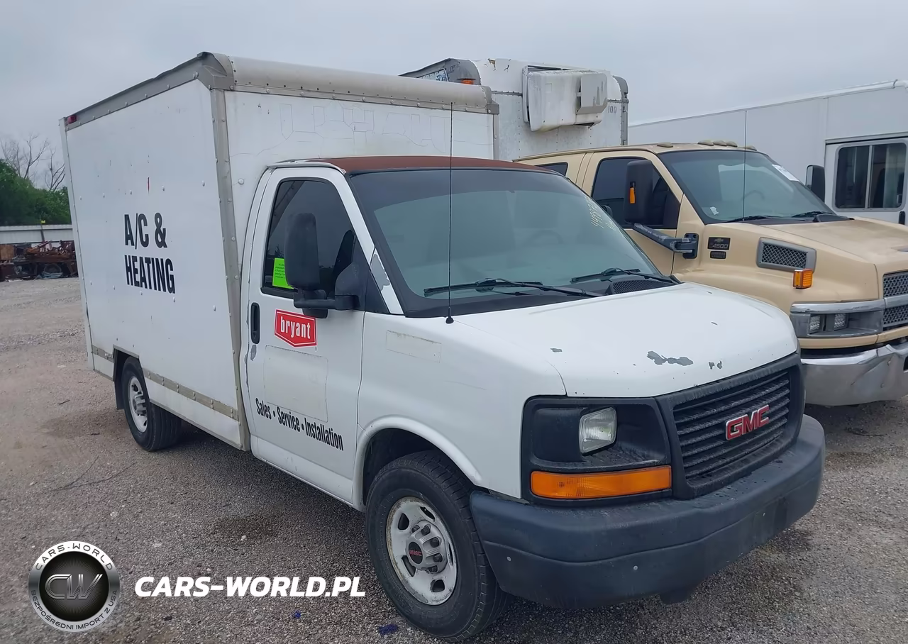 2009 GMC Savana Cutaway Work Van