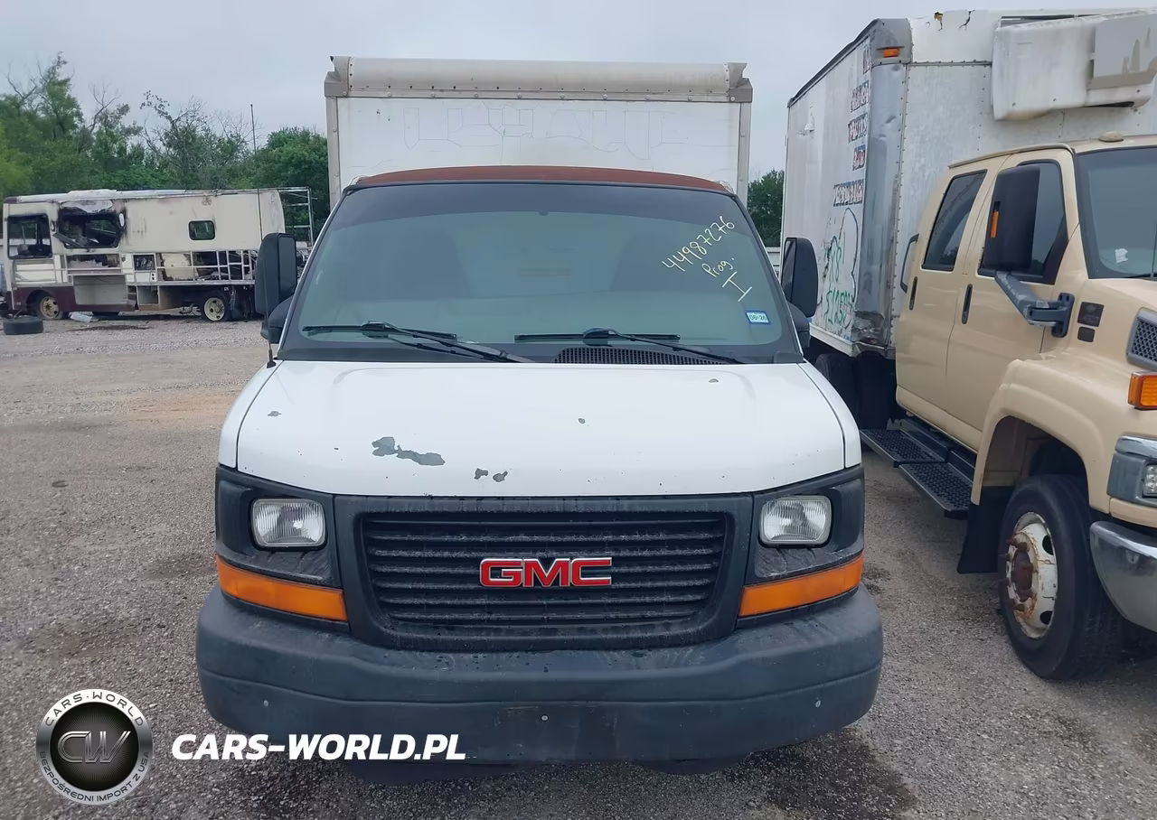 2009 GMC Savana Cutaway Work Van VIN:1GDGG31C391900138 - 12