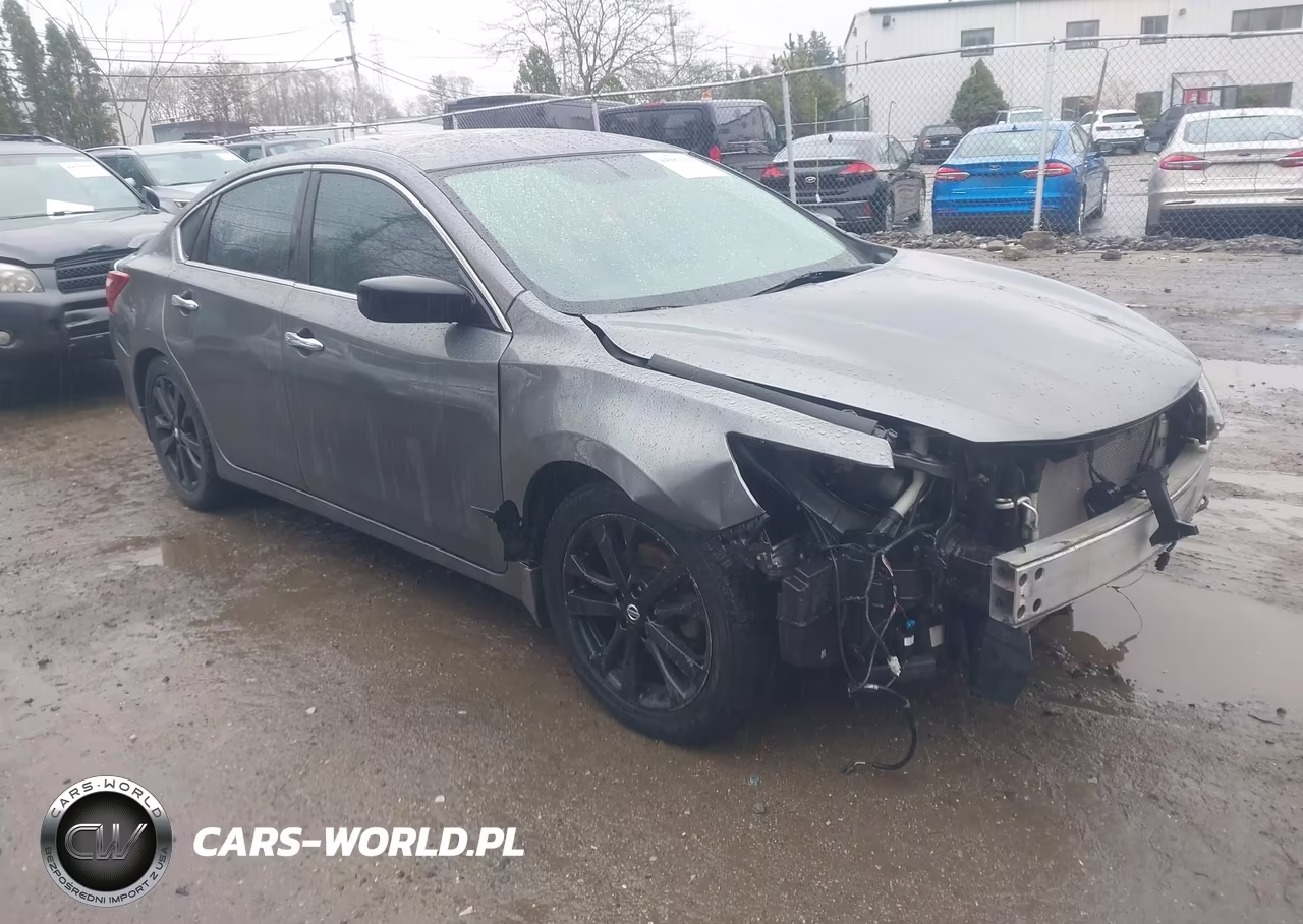 2017 Nissan Altima 2.5 Sr – zdjęcie 1 z 12