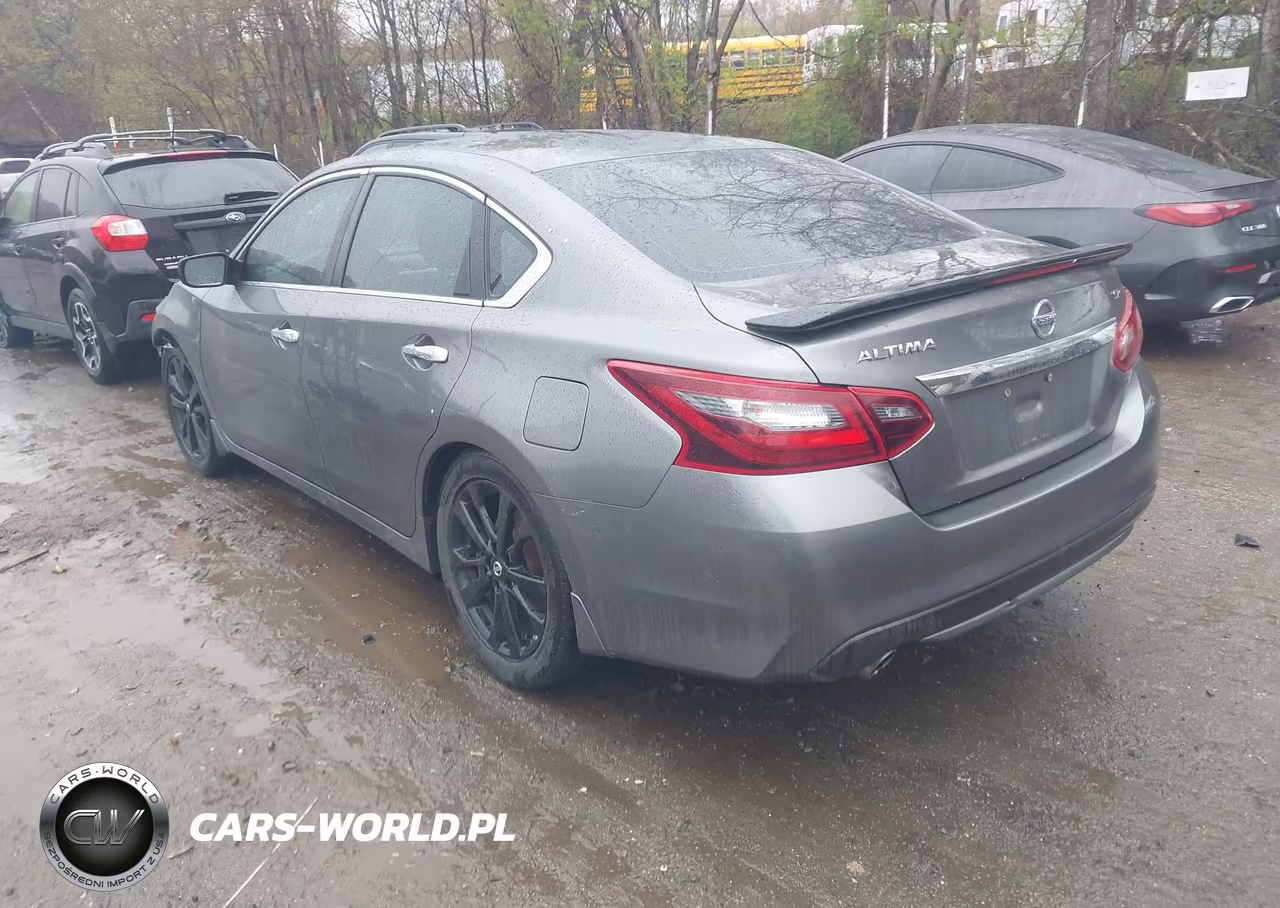 2017 Nissan Altima 2.5 Sr VIN:1N4AL3AP9HC241760 - 3