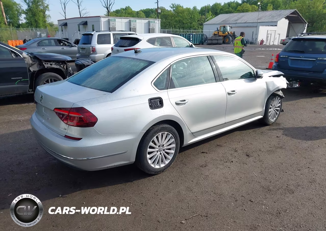 2017 Volkswagen Passat 1.8T Se VIN:1VWBT7A32HC046759 - 4