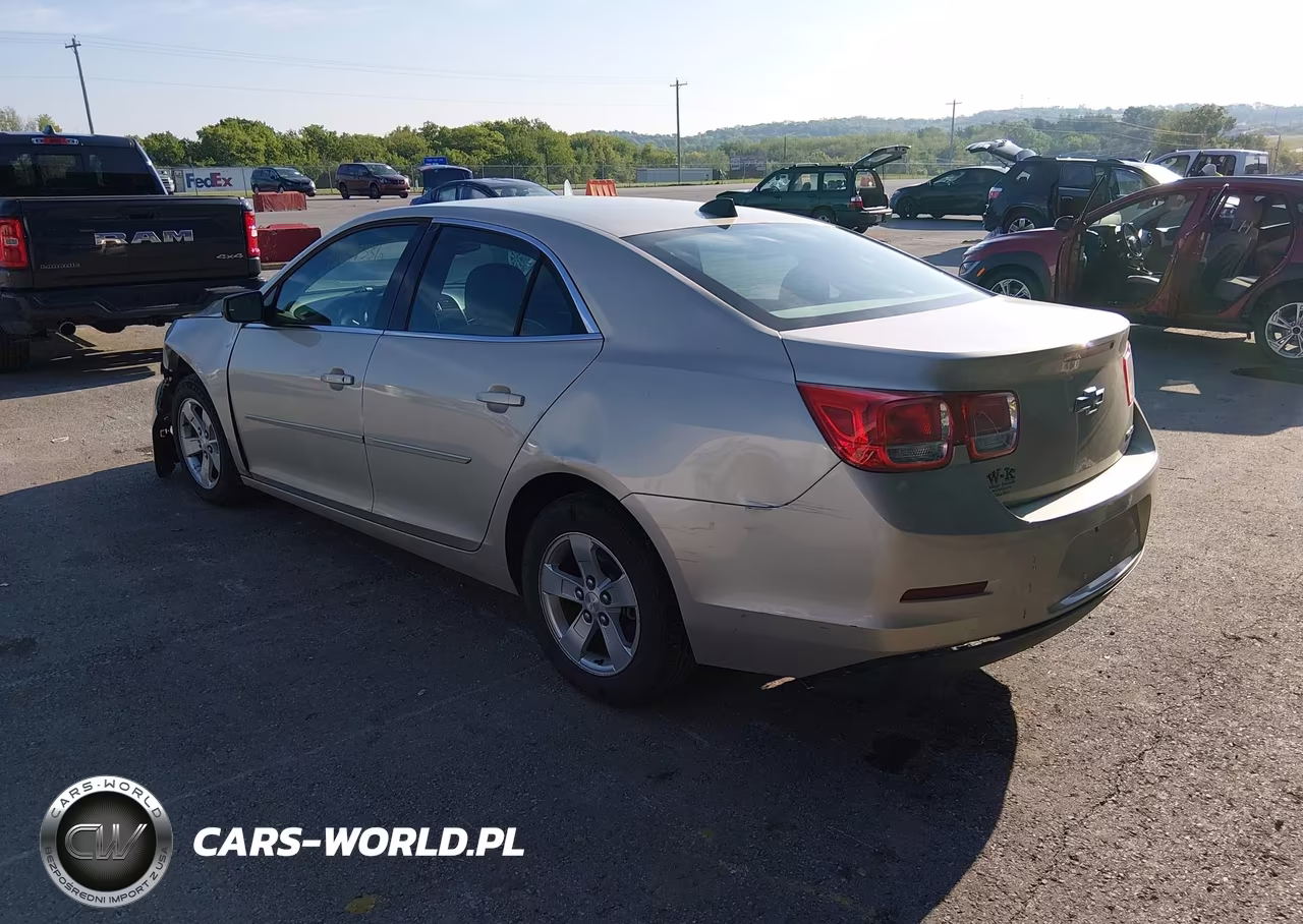 2013 Chevrolet Malibu 1Ls VIN:1G11B5SA3DF334021 - 3