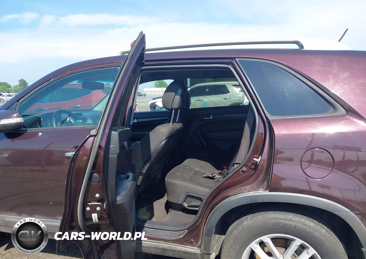 2015 Kia Sorento Lx VIN:5XYKT3A69FG565144 - 8