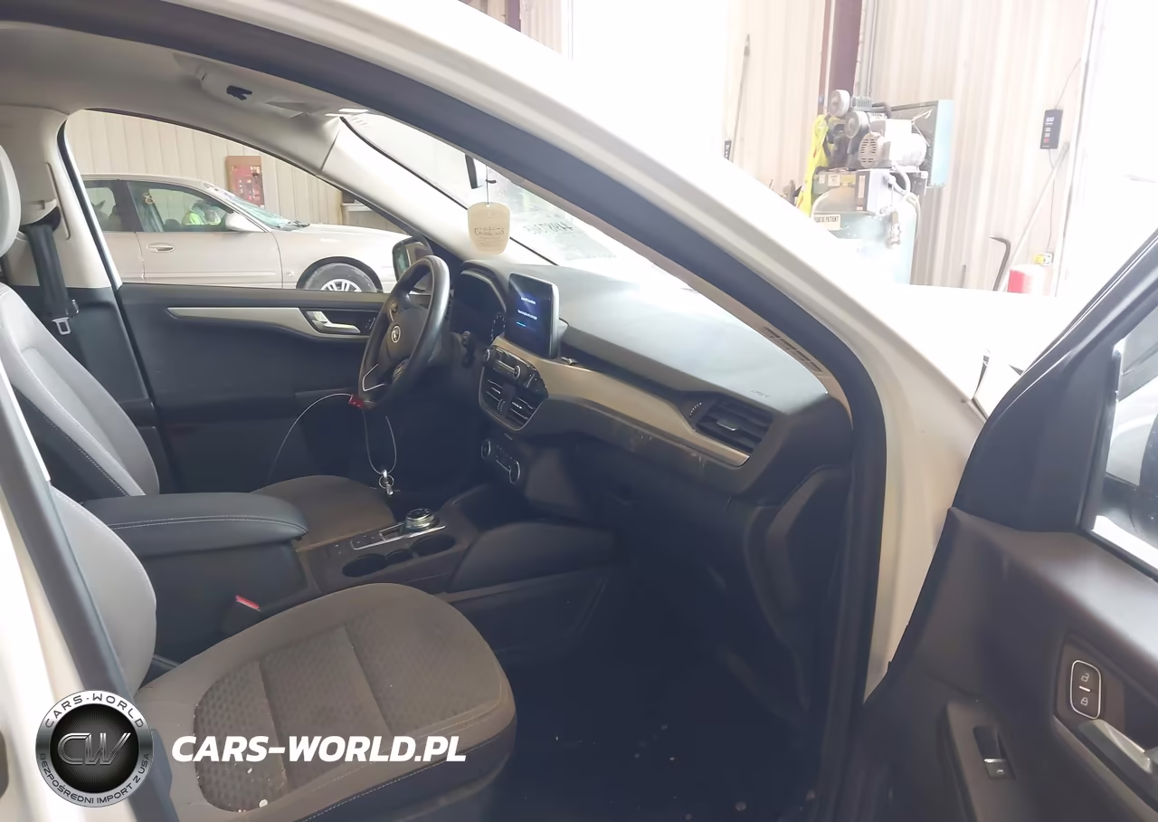 2020 Ford Escape Se VIN:1FMCU9G67LUC49002 - 5