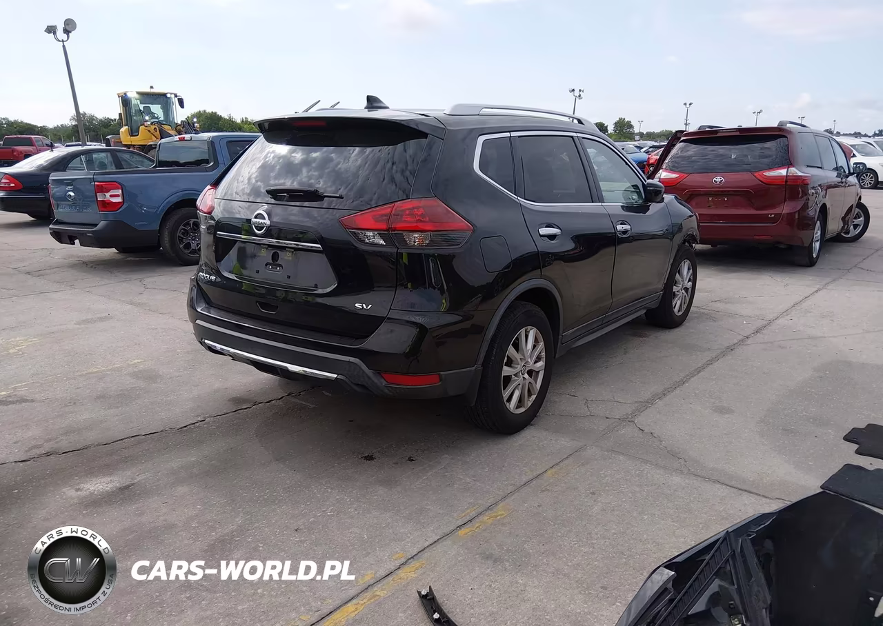 2018 Nissan Rogue Sv VIN:KNMAT2MT4JP607166 - 4