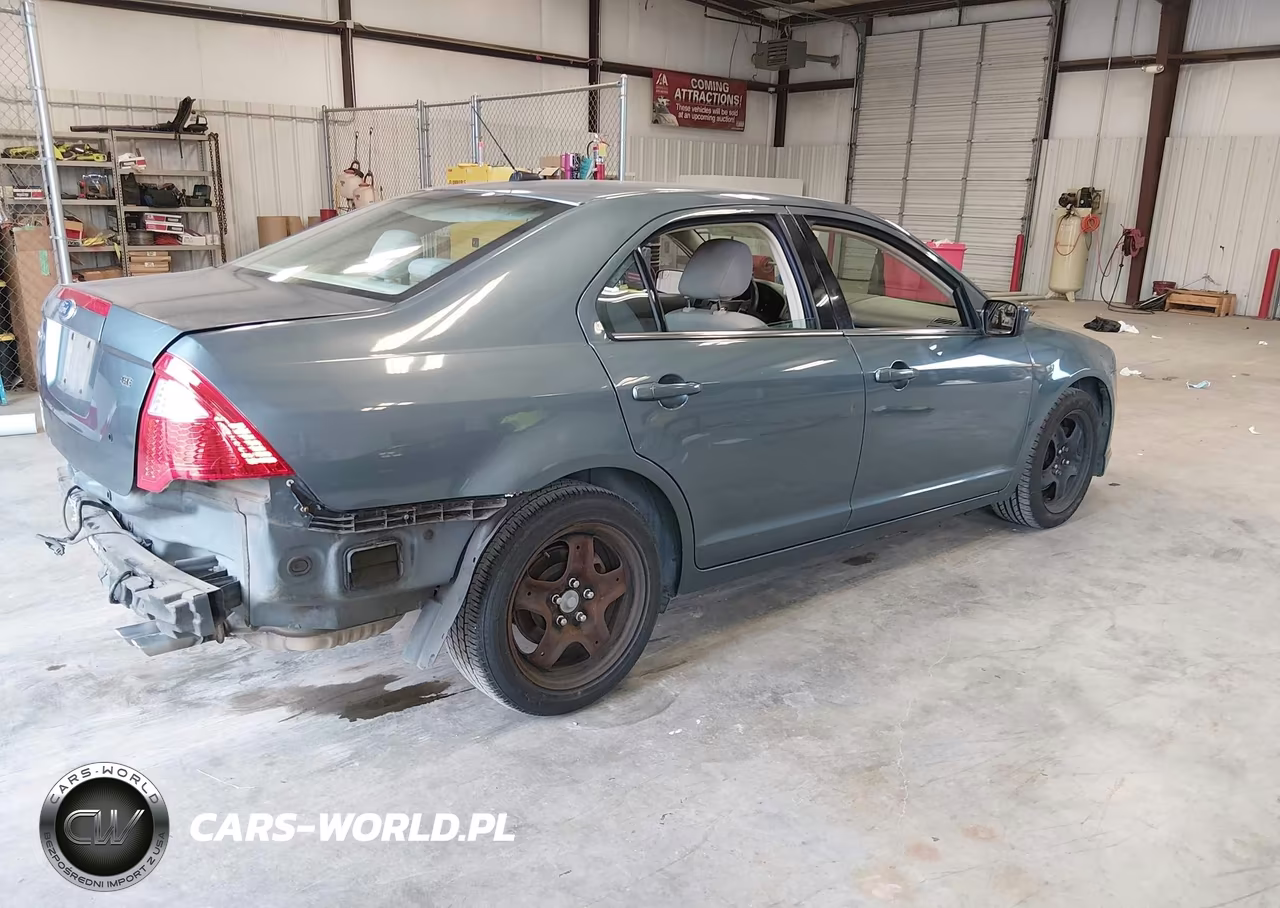 2011 Ford Fusion Se VIN:3FAHP0HA9BR199389 - 4