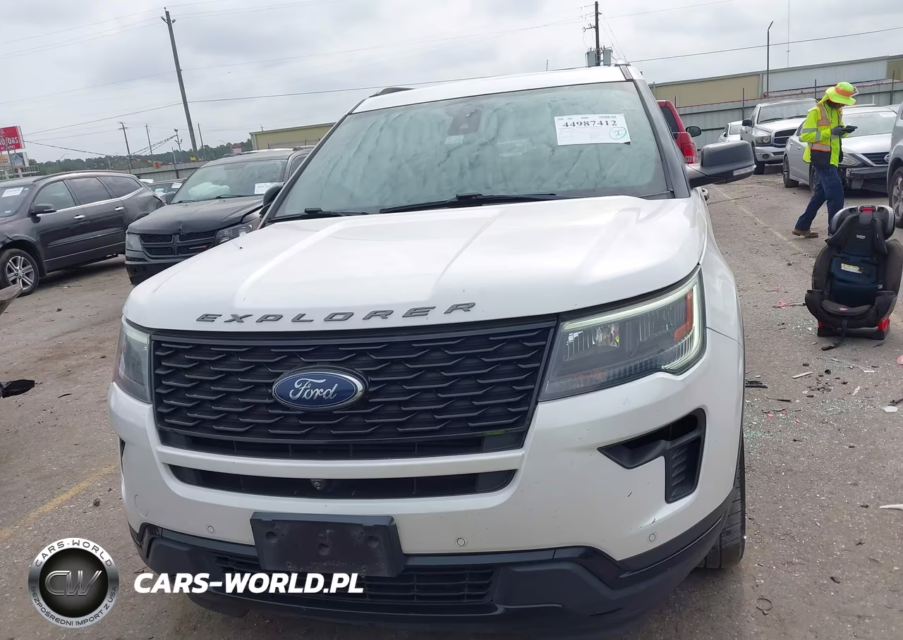 2019 Ford Explorer Sport VIN:1FM5K8GT0KGA40504 - 11
