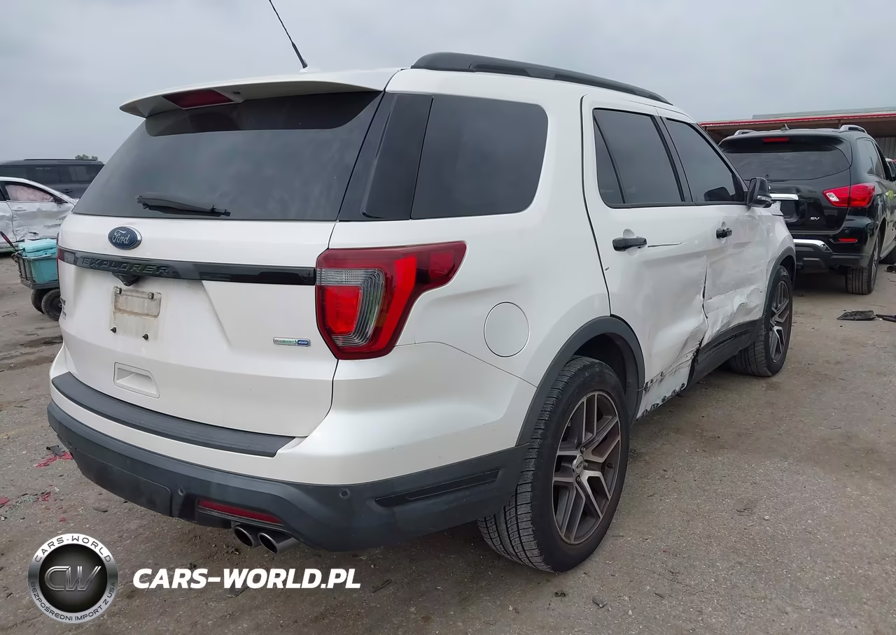 2019 Ford Explorer Sport VIN:1FM5K8GT0KGA40504 - 4