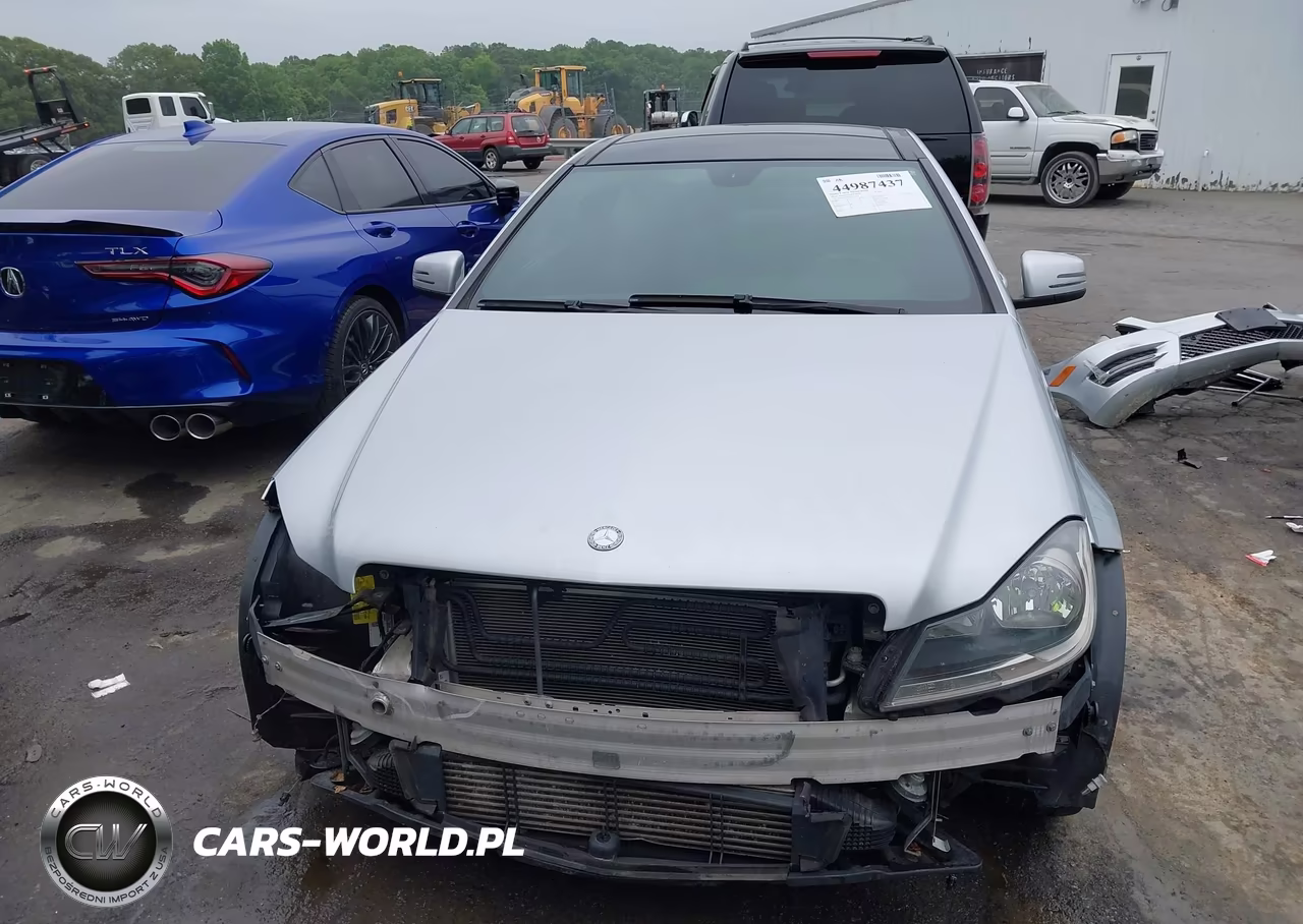 2012 Mercedes-Benz C 250 VIN:WDDGJ4HBXCF817069 - 13
