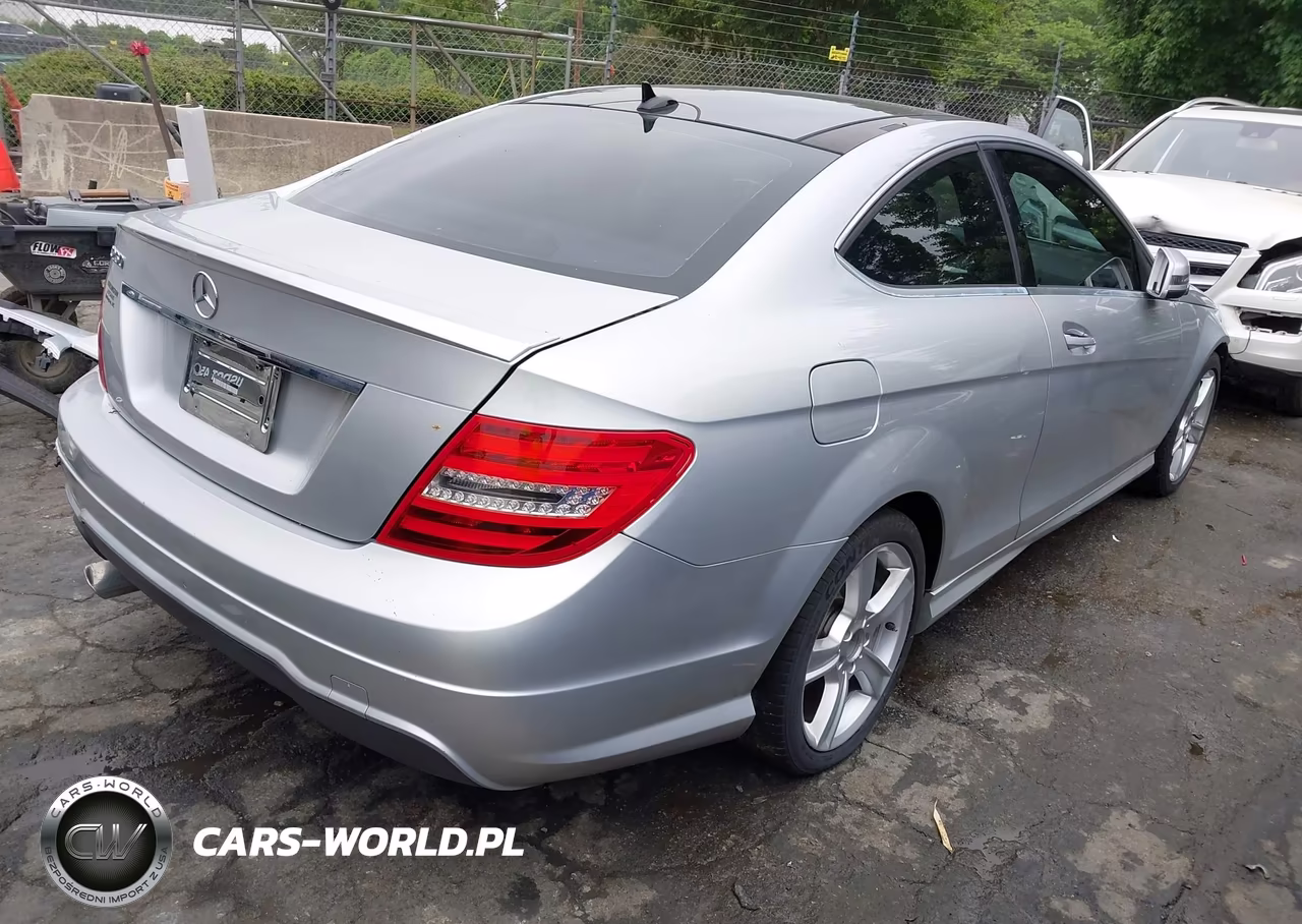 2012 Mercedes-Benz C 250 VIN:WDDGJ4HBXCF817069 - 4