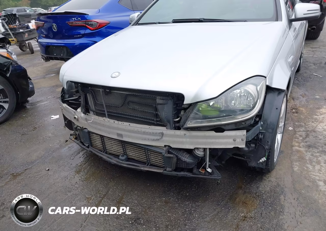 2012 Mercedes-Benz C 250 VIN:WDDGJ4HBXCF817069 - 6