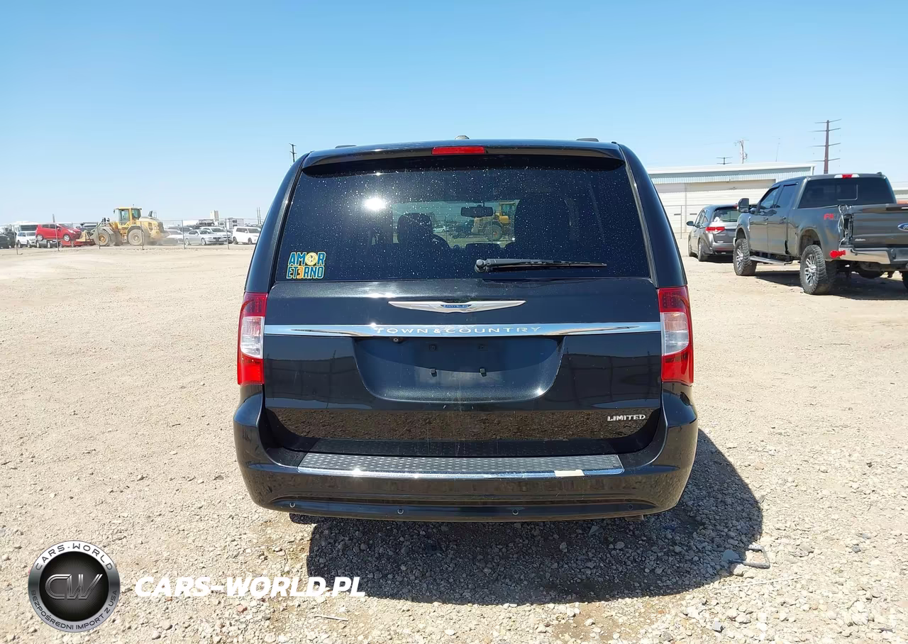 2015 Chrysler Town & Country Limited Platinum VIN:2C4RC1GG9FR731399 - 16