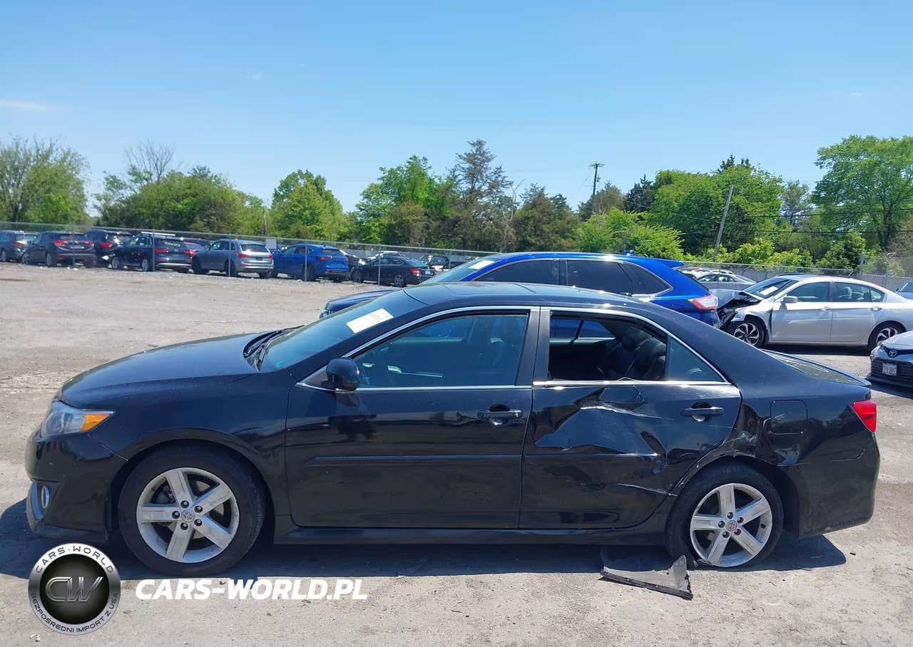 2014 Toyota Camry Se VIN:4T1BF1FK2EU832991 - 14