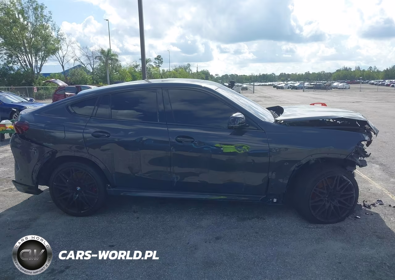 2025 BMW X6 M VIN:5YM23ET06S9X13483 - 13