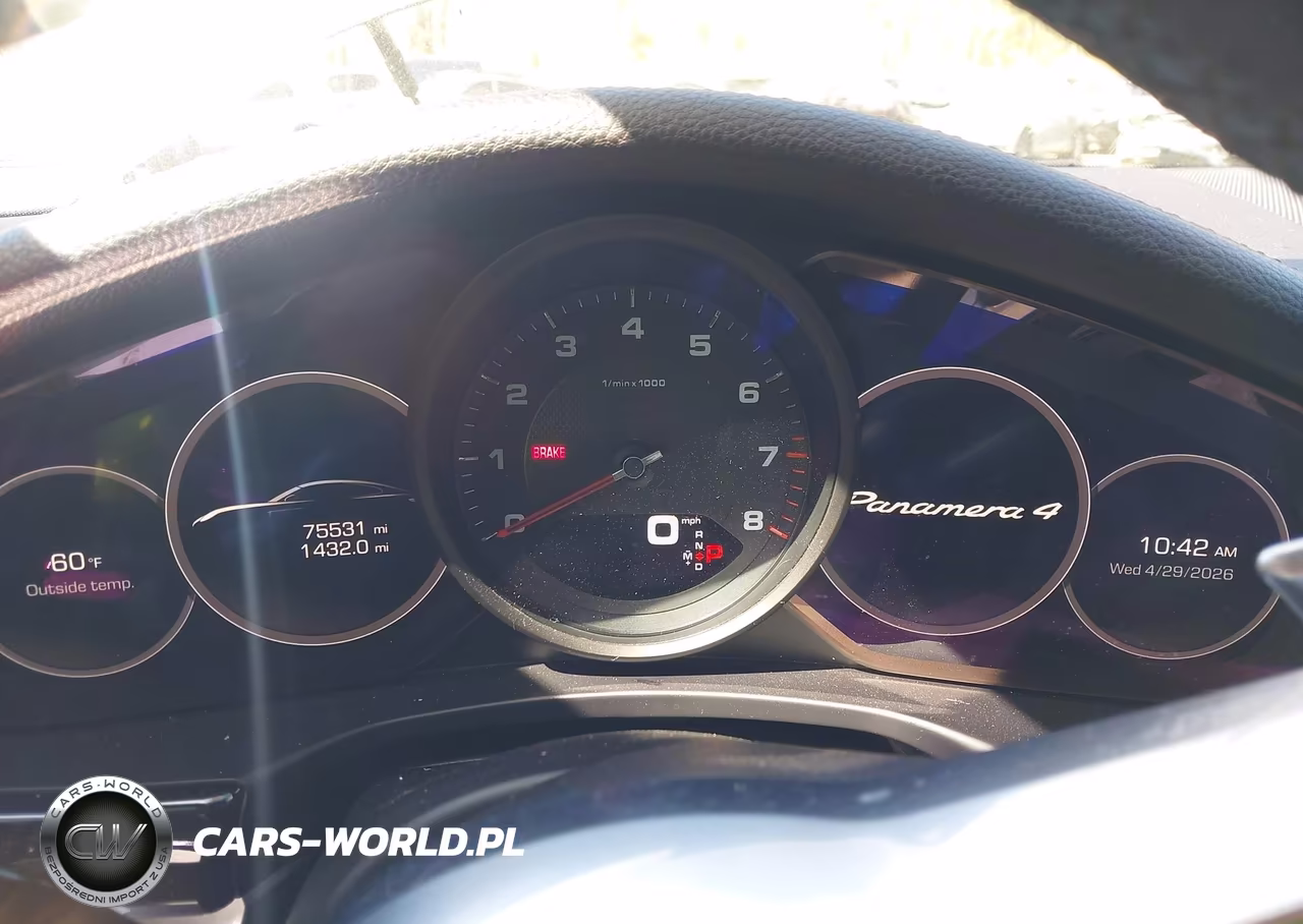 2017 Porsche Panamera 4 VIN:WP0AA2A71HL101079 - 7
