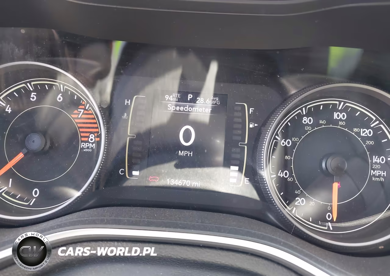 2019 Jeep Cherokee Latitude Plus 4X4 VIN:1C4PJMLX5KD270509 - 15