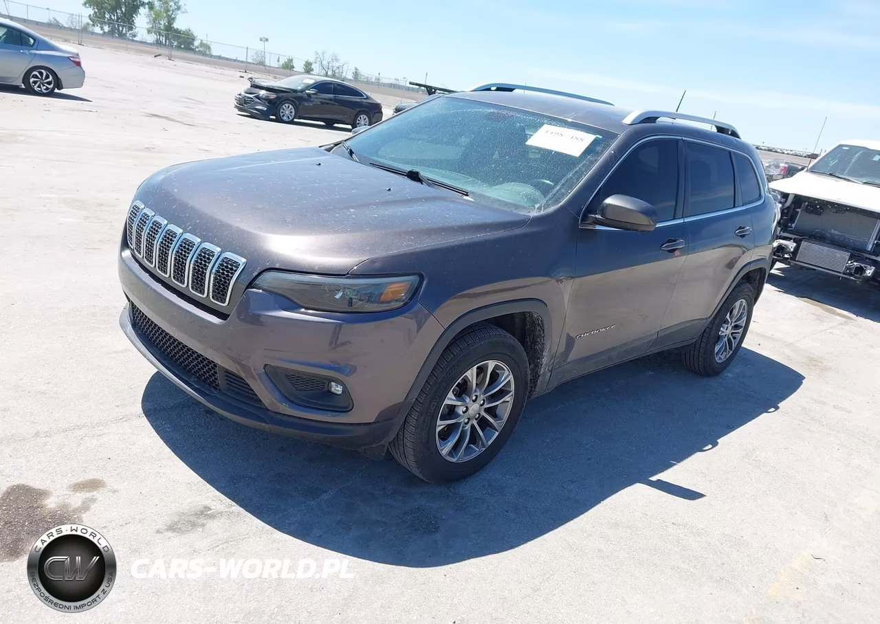 2019 Jeep Cherokee Latitude Plus 4X4 VIN:1C4PJMLX5KD270509 - 2