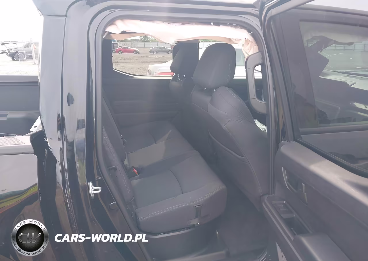 2025 Toyota Tacoma Sr VIN:3TYKD5HN3ST029796 - 8