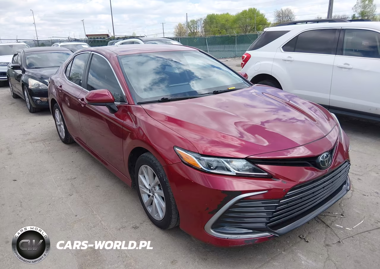 2021 Toyota Camry Le